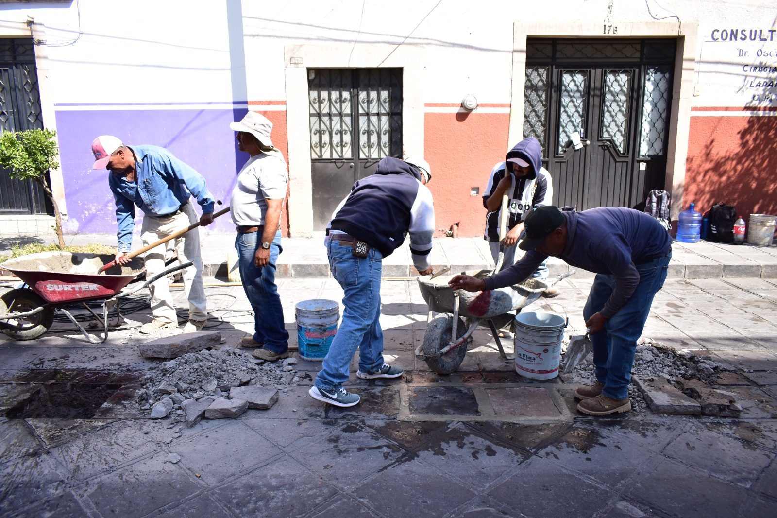 CONTINÚA EL MEJORAMIENTO URBANO DE LA CABECERA MUNICIPAL