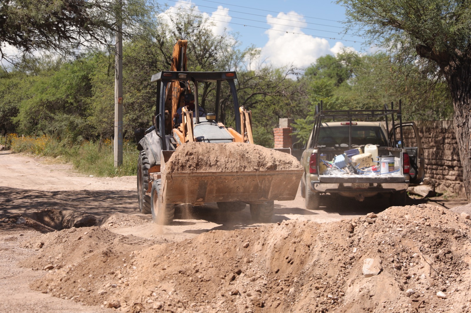 RODRIGO UREÑO SUPERVISA AVANCES DE OBRA PÚBLICA EN COLONIA BENITO JUÁREZ